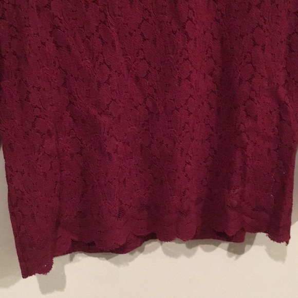 3 for $30 Forever 21 | Maroon Lace Crop Top Button - Picture 4 of 5